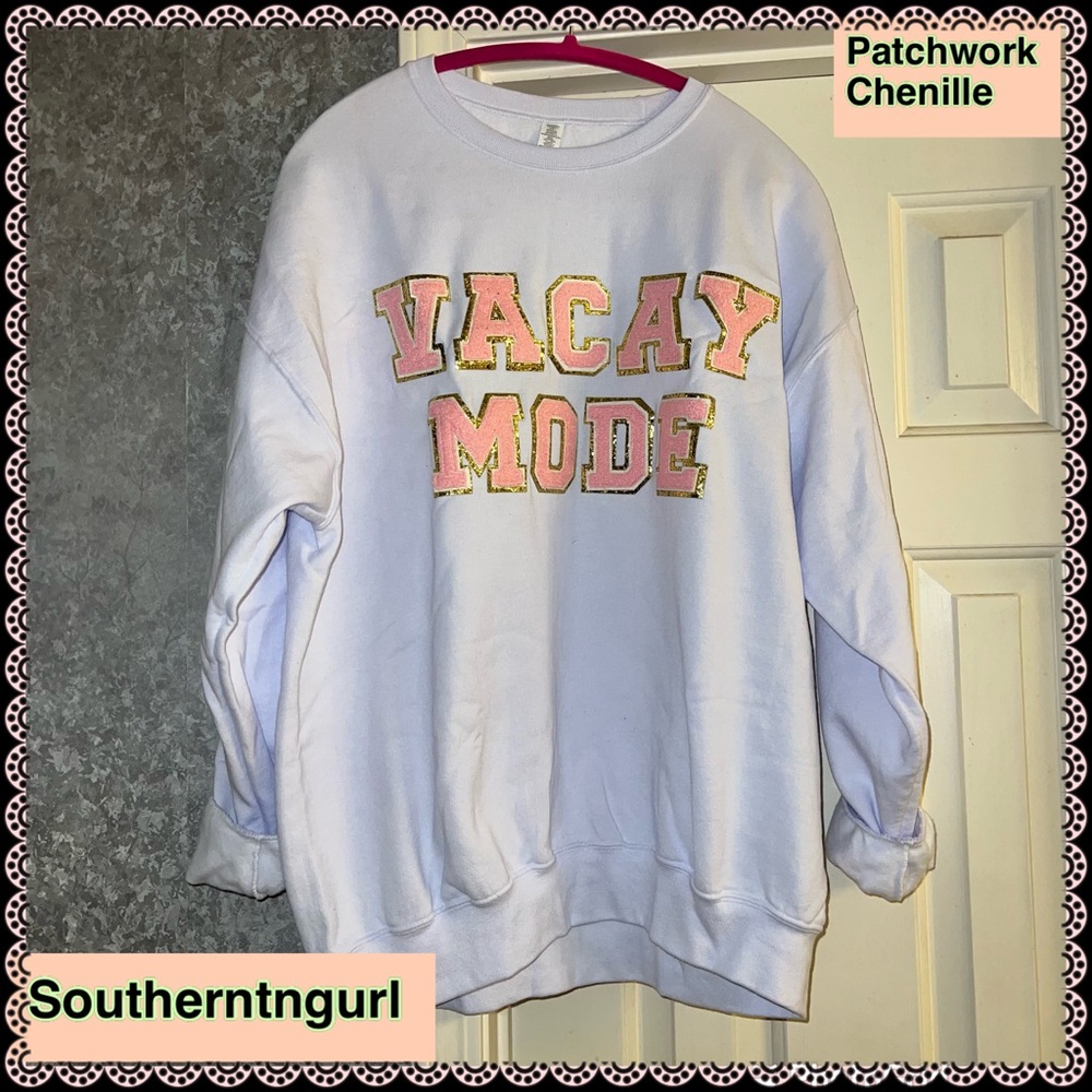 NWT  VACA MODE Patchwork Chenille Crew Neck long Sleeve Sweatshirt/ Top